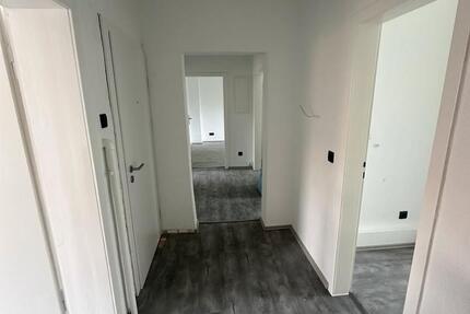 Wohnung Gelsenkirchen Gelsenkirchen-Mitte - 5 Zimmer, 120 m&sup2;, 1.250&euro; | Angebot:26691965