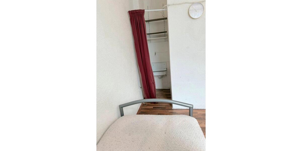 Erdgeschoßwohnung Bochum Bochum-Mitte - 2 Zimmer, 24 m&sup2;, 350&euro; | Angebot:25999451