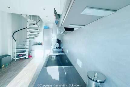 Haus Oberhausen Osterfeld - 8 Zimmer, 210 m&sup2;, 435.000&euro; | Angebot:26057602