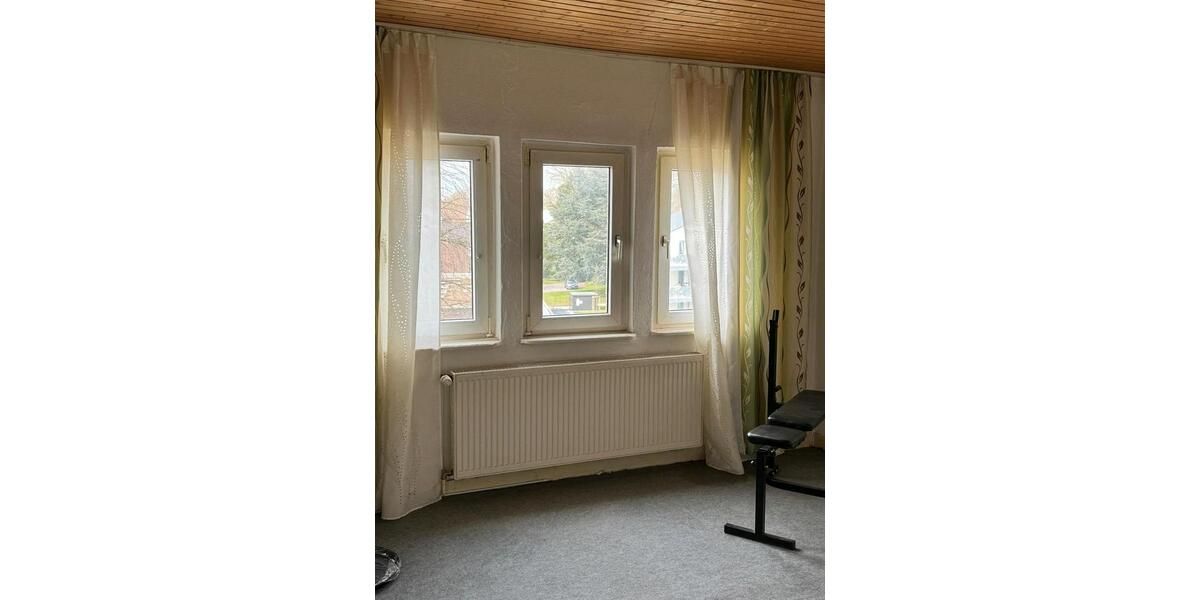 Dachgeschoßwohnung Gladbeck - 1 Zimmer, 65 m&sup2;, 550&euro; | Angebot:26233305