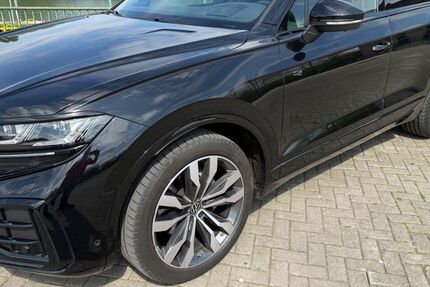 VW Touareg 42.000 km 49.999 &euro; Dortmund 44359