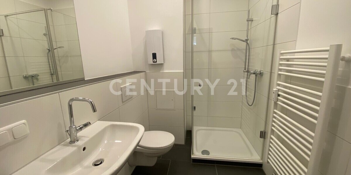 Sanierte Altbauwohnung mit Südwest Balkon im 1. Obergeschoss - Erdgeschoßwohnung Dortmund Mengede | Angebot:23354914