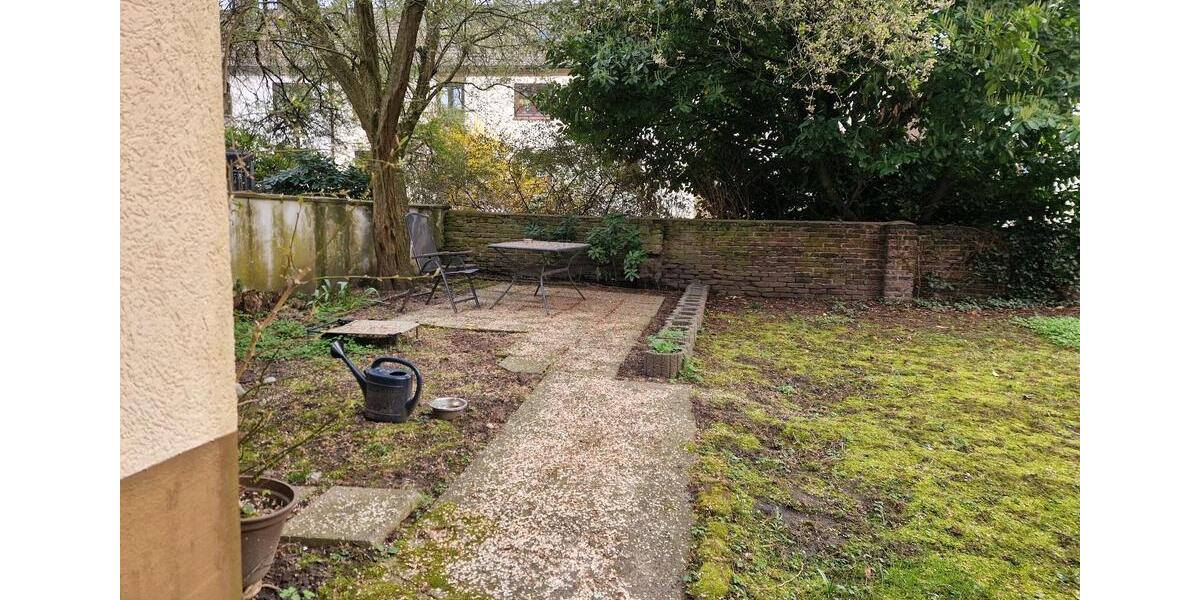 Dachgeschoßwohnung Essen Stadtbezirk III - 3 Zimmer, 78 m&sup2;, 950&euro; | Angebot:25804028