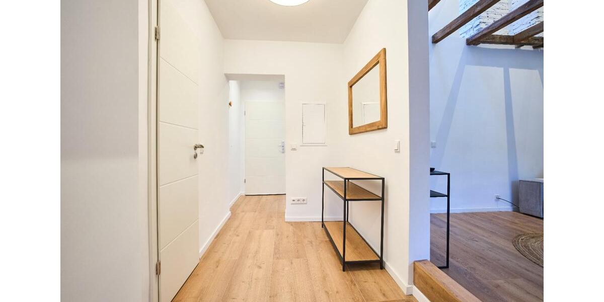 Dachgeschoßwohnung Essen Stadtbezirk III - 2 Zimmer, 50 m&sup2;, 1.199&euro; | Angebot:26038712