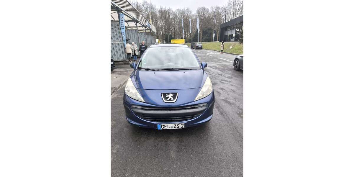Peugeot 207 125.000 km 1.250 &euro; Gelsenkirchen 45897