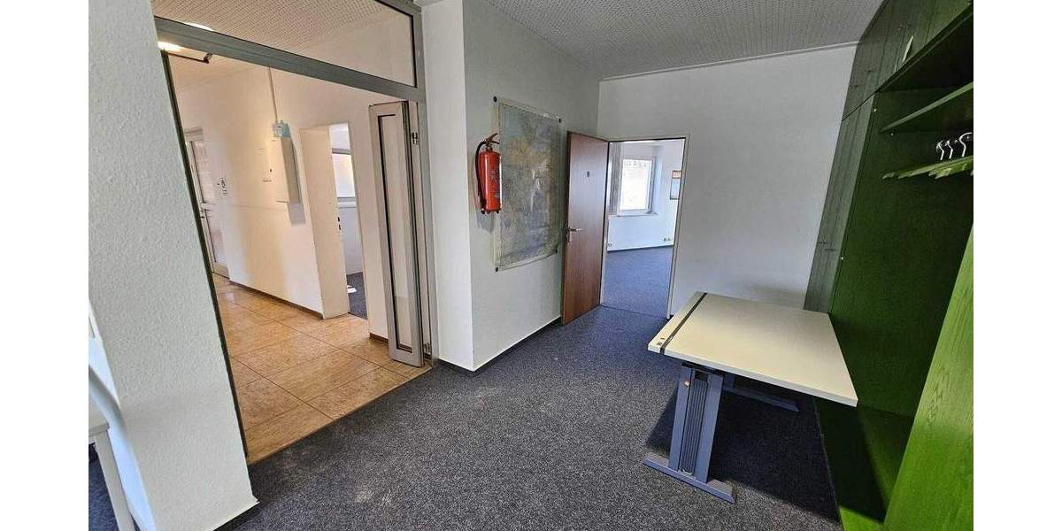 Gewerbeobjekt Recklinghausen Hillerheide - 1 Zimmer, 380 m&sup2;, 3.230&euro; | Angebot:25735424