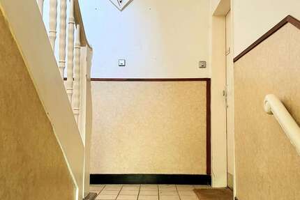 Haus Dortmund Brackel - 8 Zimmer, 175 m&sup2;, 299.000&euro; | Angebot:26056474