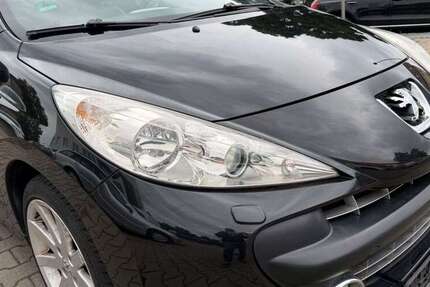 Peugeot 207 227.000 km 2.250 &euro; Dortmund 44379