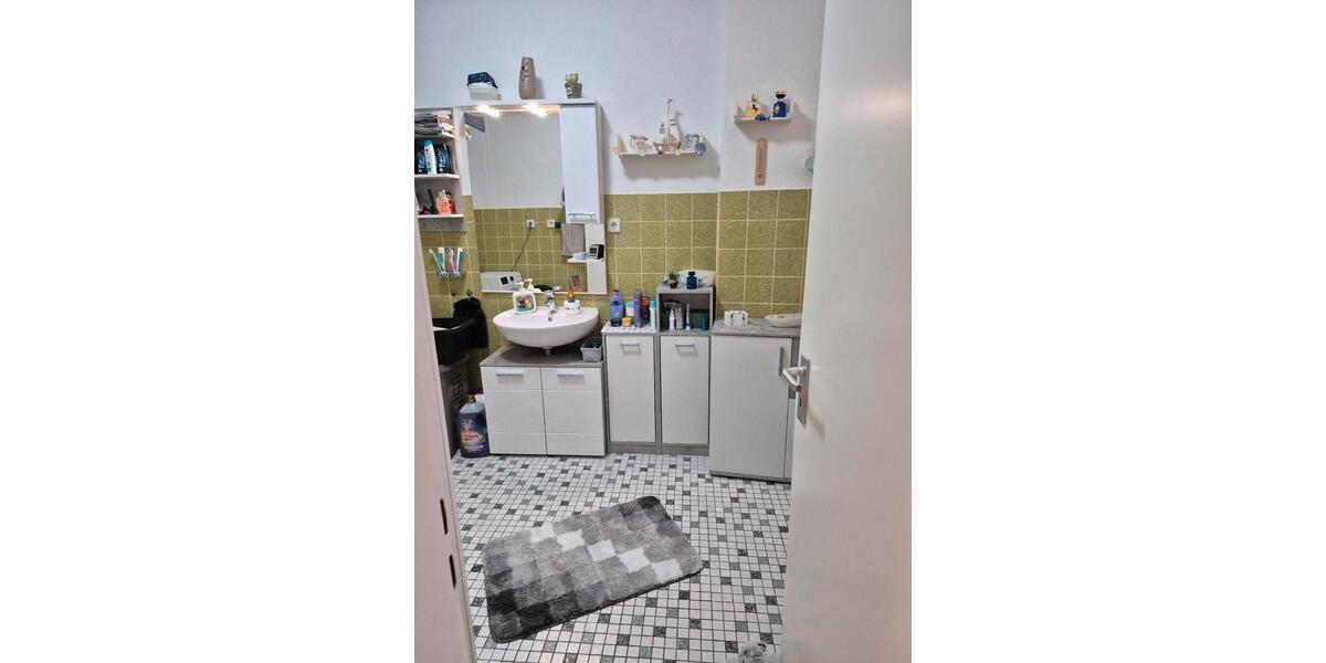 Etagenwohnung Essen Frillendorf - 2 Zimmer, 79 m&sup2;, 696&euro; | Angebot:26591572