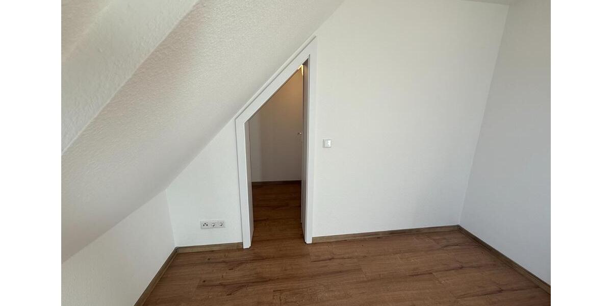 Dachgeschoßwohnung Dinslaken - 1 Zimmer, 56 m&sup2;, 129.000&euro; | Angebot:26021691