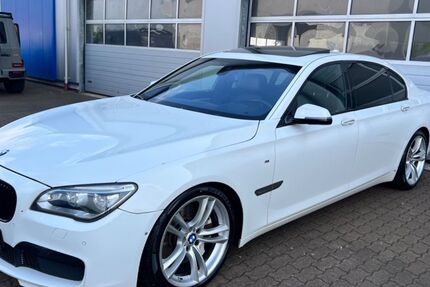 BMW 750 200.000 km 23.850 &euro; Haltern am See 45721