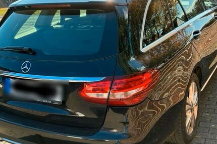 Mercedes-Benz C 200 184.000 km 9.998 &euro; Essen 45144