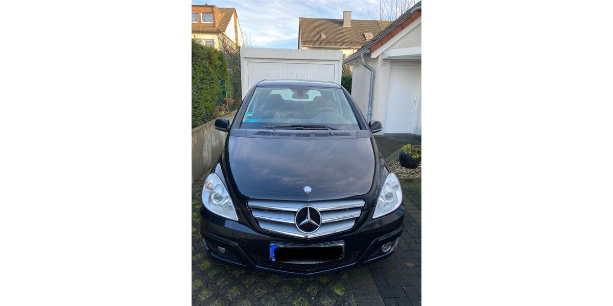 Mercedes-Benz B 180 280.000 km 3.100 &euro; Recklinghausen 45661