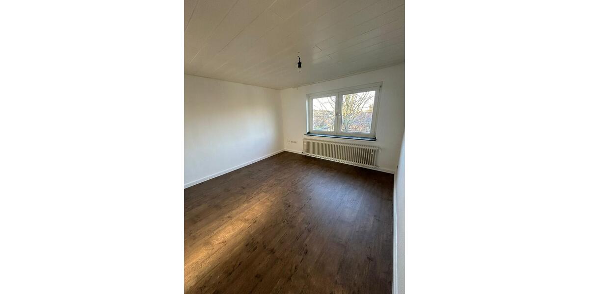 Etagenwohnung Essen Stadtbezirk IV - 3 Zimmer, 57 m&sup2;, 695&euro; | Angebot:26549733