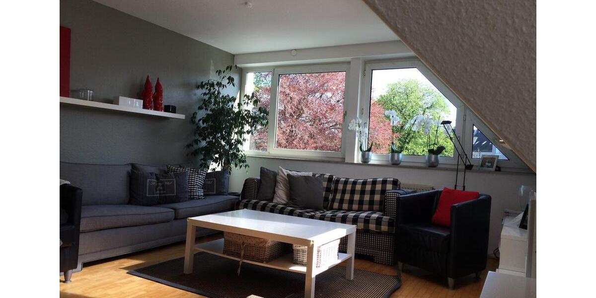 Dachgeschoßwohnung Velbert Velbert-Mitte - 3 Zimmer, 88 m&sup2;, 750&euro; | Angebot:26651763
