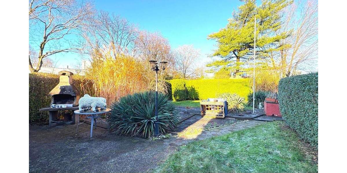 Einfamilienhaus Essen Schonnebeck - 4 Zimmer, 115 m&sup2;, 330.000&euro; | Angebot:25679215