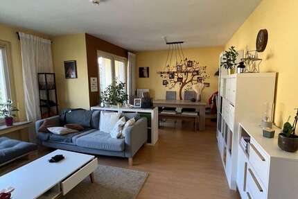 Wohnung Velbert Neviges - 2 Zimmer, 67 m&sup2;, 603&euro; | Angebot:24779913