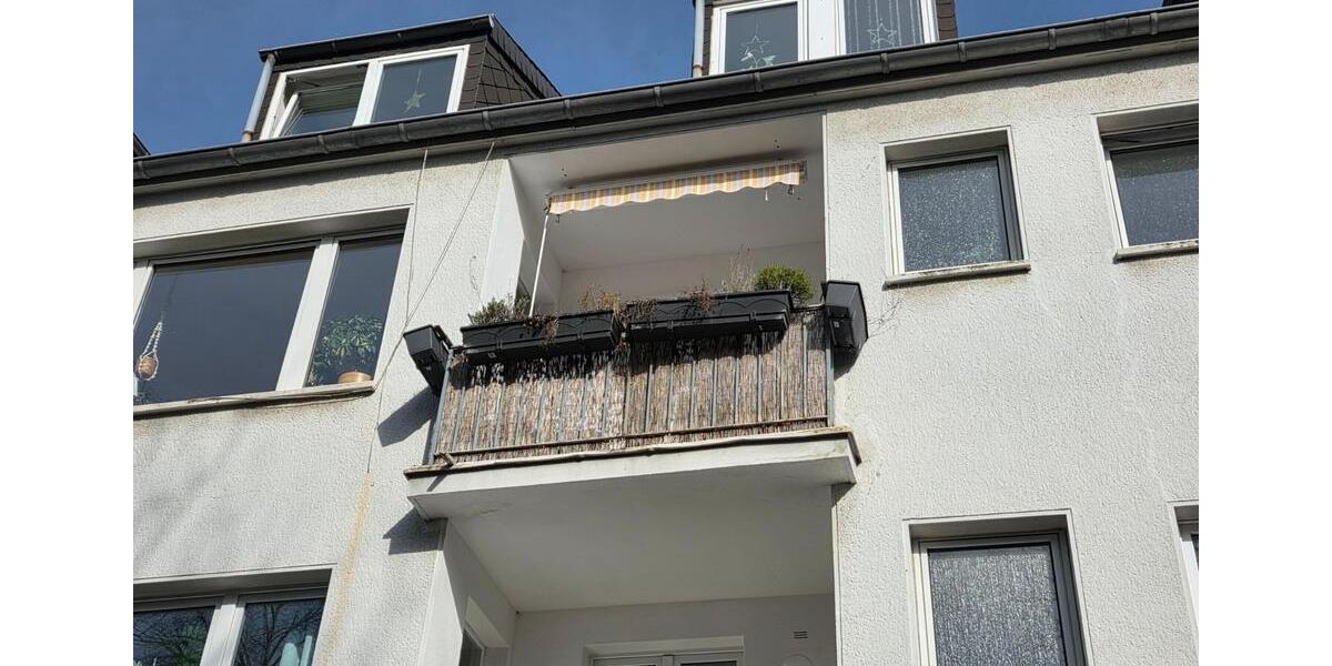 Etagenwohnung Essen Stadtbezirk II - 3 Zimmer, 84 m&sup2;, 1.060&euro; | Angebot:25381671