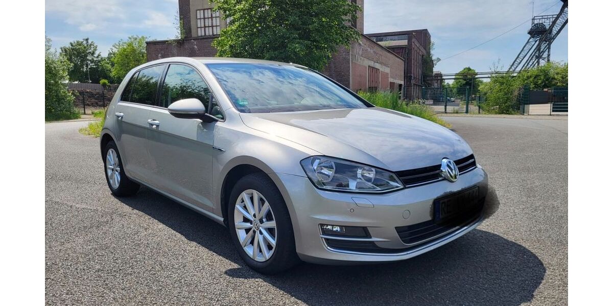VW Golf 73.880 km 12.000 &euro; Recklinghausen 45663