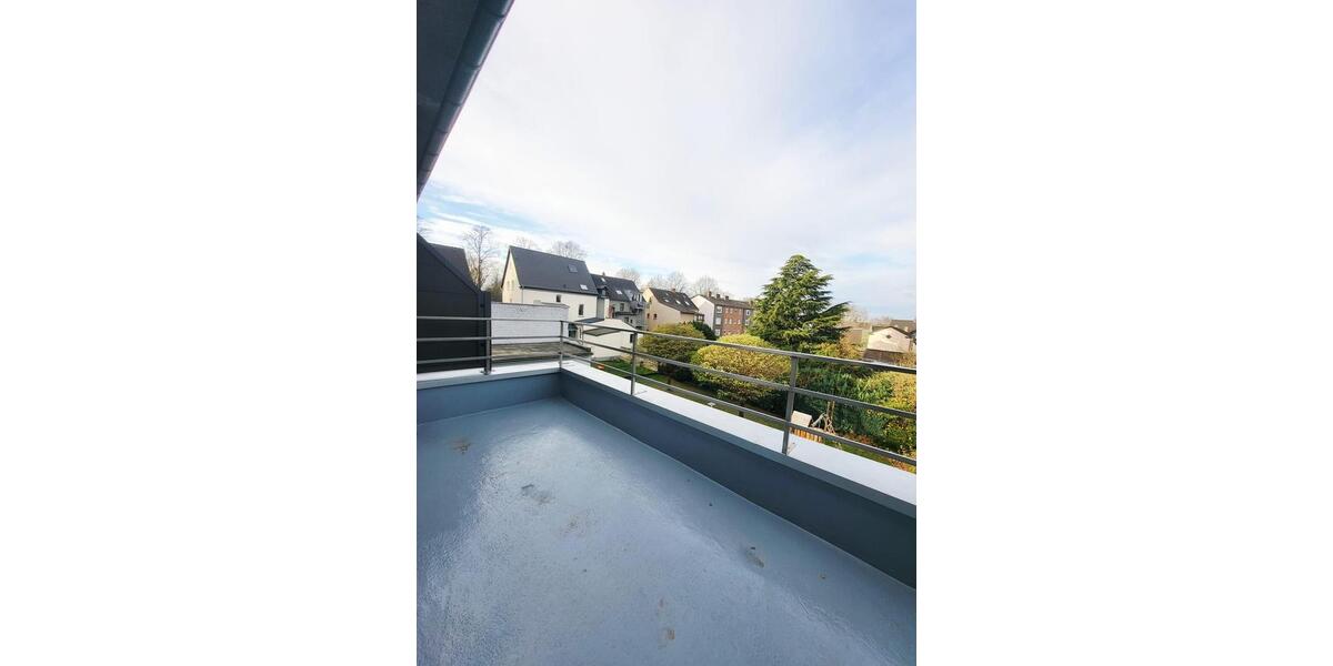 Etagenwohnung Mülheim an der Ruhr Broich - 3.5 Zimmer, 106 m&sup2;, 1.800&euro; | Angebot:25994042