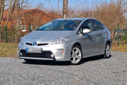 Toyota Prius 153.000 km 10.600 &euro; Dortmund 44141