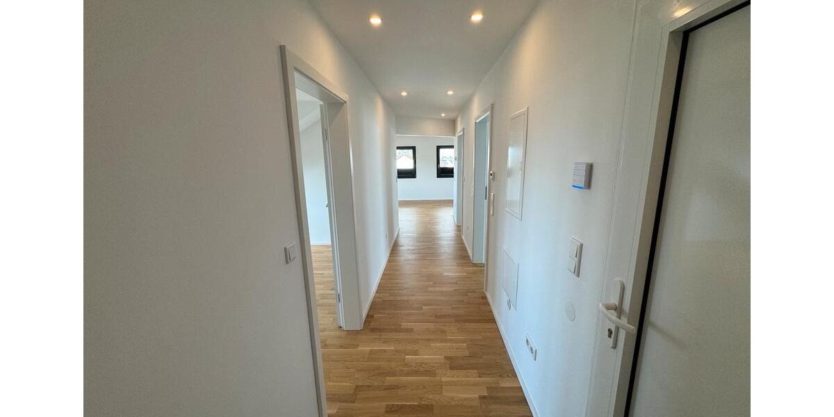 Dachgeschoßwohnung Dortmund Hörde - 2.5 Zimmer, 82 m&sup2;, 984&euro; | Angebot:25974943