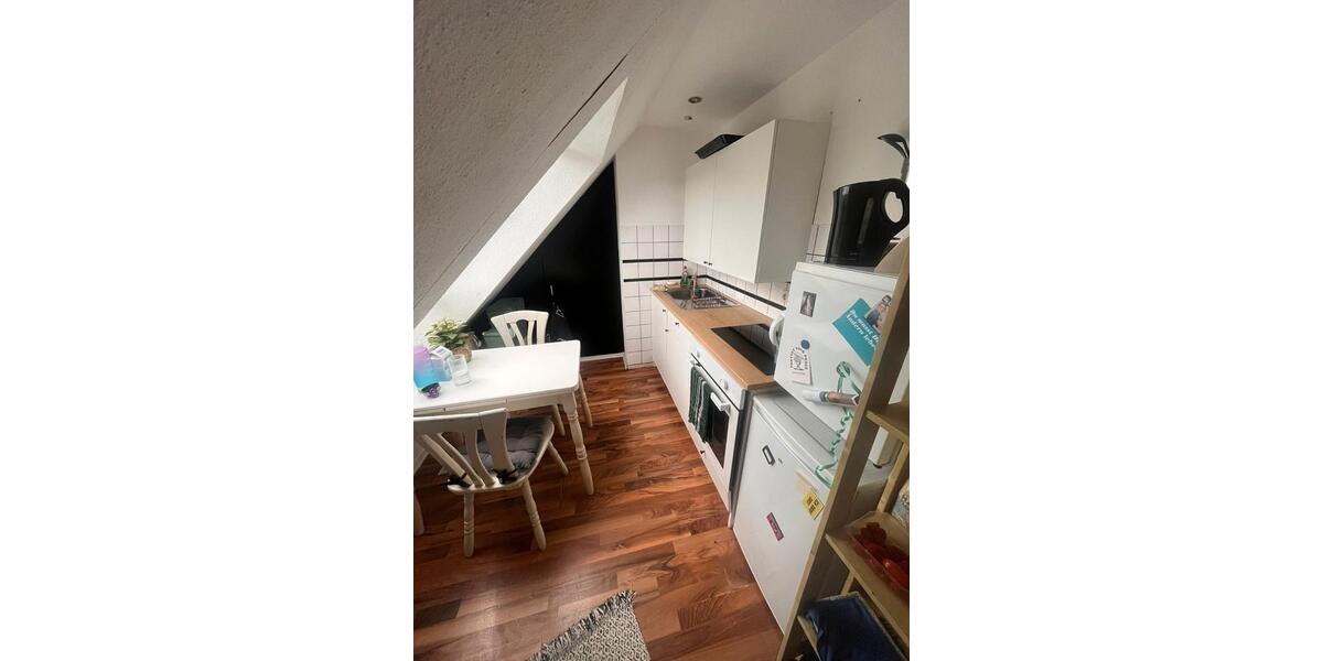 Dachgeschoßwohnung Castrop-Rauxel Bladenhorst - 1 Zimmer, 25 m&sup2;, 350&euro; | Angebot:26612593