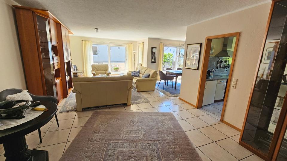 Etagenwohnung Dinslaken - 3 Zimmer, 113 m&sup2;, 1.356&euro; | Angebot:26578566