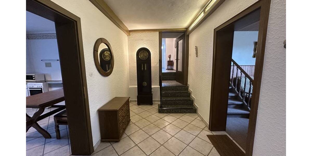 Einfamilienhaus Herten Langenbochum - 8 Zimmer, 215 m&sup2;, 350.000&euro; | Angebot:26142775