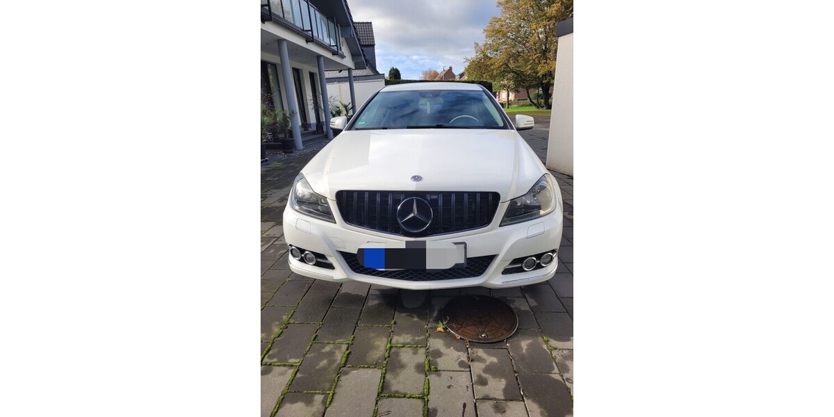 Mercedes-Benz C 200 154.000 km 12.990 &euro; Dinslaken 46535