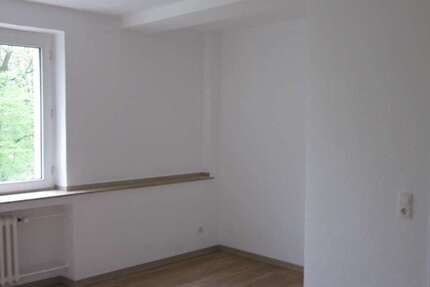 Wohnung Gelsenkirchen Erle - 1.5 Zimmer, 35 m&sup2;, 225&euro; | Angebot:26119042