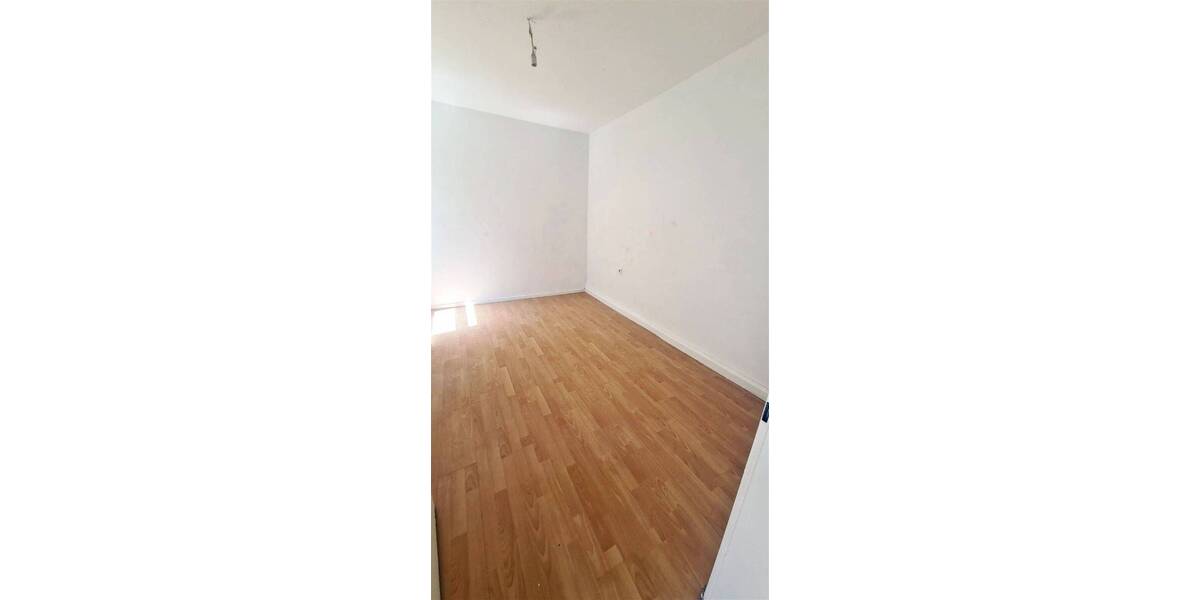 Etagenwohnung Oberhausen Altstadt-Mitte - 3 Zimmer, 65 m&sup2;, 495&euro; | Angebot:26733141