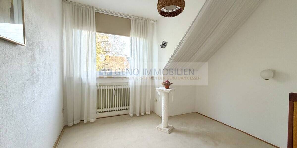 Mehrfamilienhaus, Wohnhaus Essen Burgaltendorf - 9 Zimmer, 184 m&sup2;, 560.000&euro; | Angebot:26208405