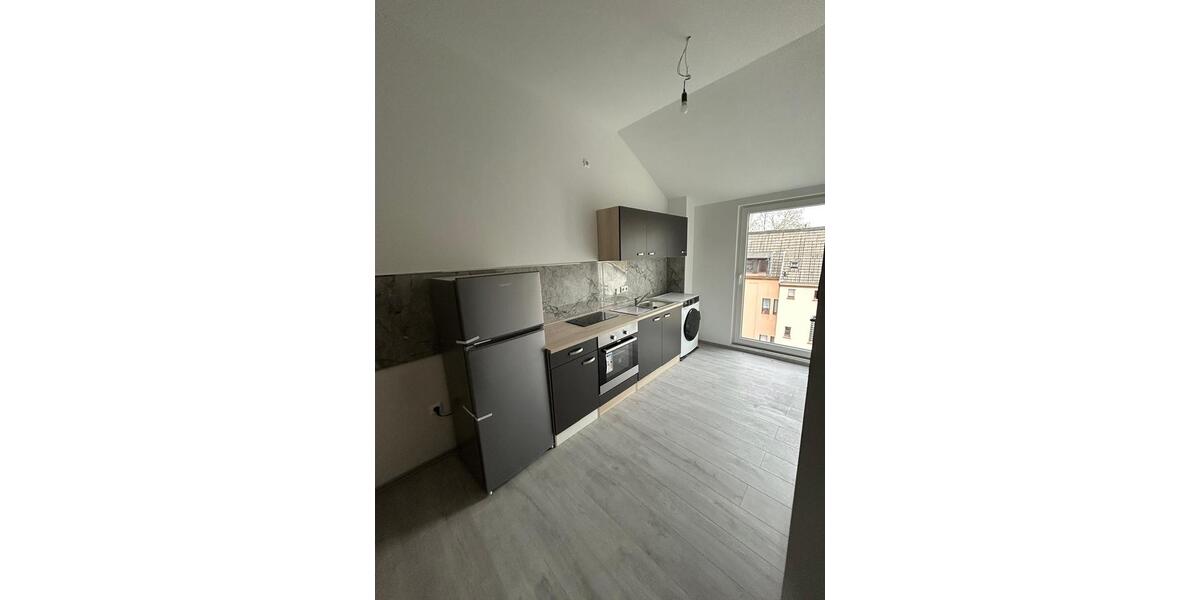 Etagenwohnung Essen Stadtbezirk III - 1 Zimmer, 40 m&sup2;, 820&euro; | Angebot:26036971