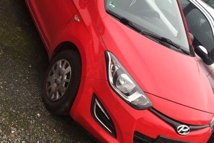 Hyundai i20 90.000 km 980 &euro; Oberhausen 46149