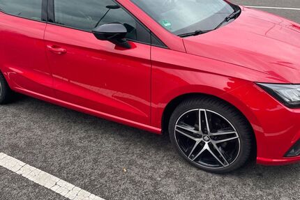 Seat Ibiza 68.000 km 10.700 &euro; Haltern am See 45721