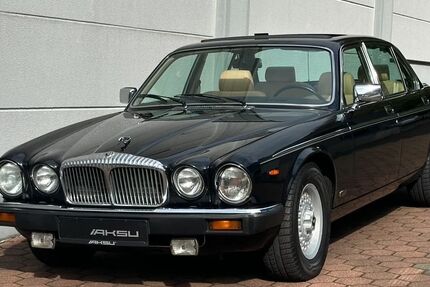 Jaguar XJ12 134.000 km 11.900 &euro; Velbert 42551