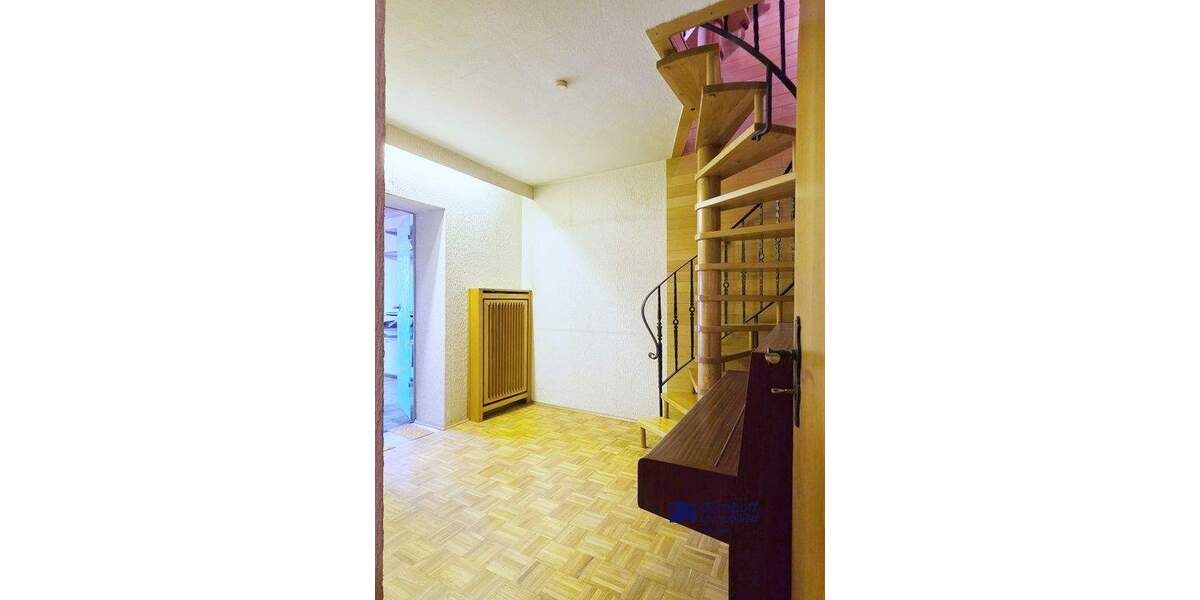 Reihenmittelhaus Dortmund / Dorstfeld Dorstfeld - 7 Zimmer, 139 m&sup2;, 355.000&euro; | Angebot:25665922