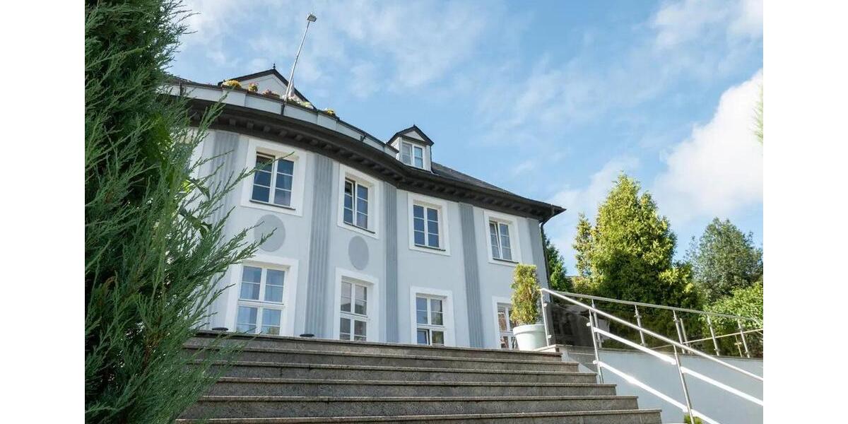 Erdgeschoßwohnung Wetter (Ruhr) - 6 Zimmer, 350 m&sup2;, 3.500&euro; | Angebot:26563501