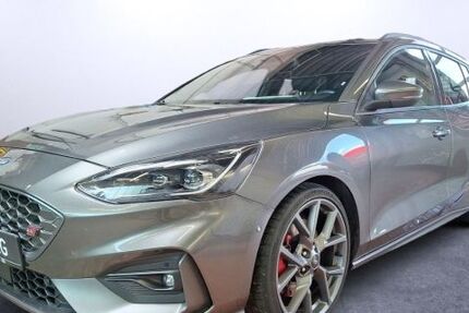 Ford Focus 67.270 km 21.990 &euro; Gelsenkirchen 45881