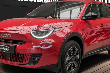 Fiat 600 8.292 km 26.990 &euro; Lünen 44532