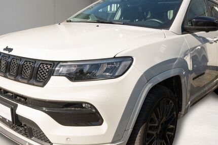 Jeep Compass 23.254 km 22.985 &euro; Gelsenkirchen 45881