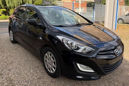 Hyundai i30 225.000 km 2.990 &euro; Oberhausen (Sterkrade) 46149