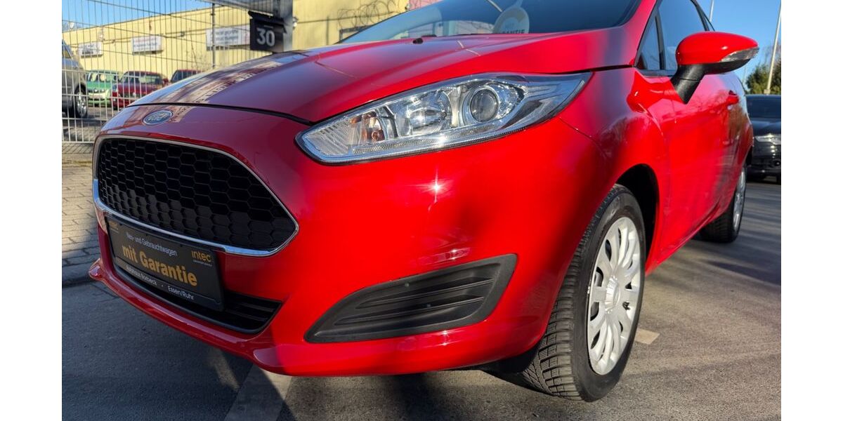 Ford Fiesta 74.830 km 6.490 &euro; Essen - Borbeck 45355
