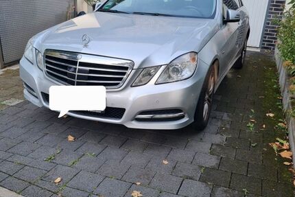 Mercedes-Benz E 250 243.000 km 9.300 &euro; BOCHUM 44791