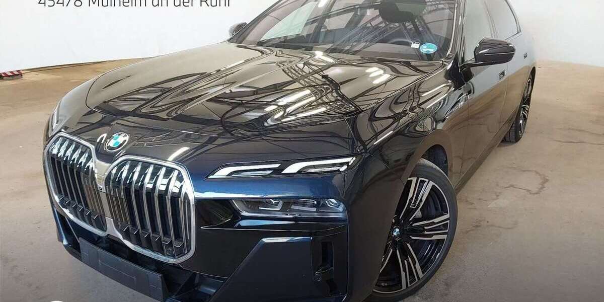 BMW 740 10.500 km 94.430 &euro; Mülheim an der Ruhr 45478