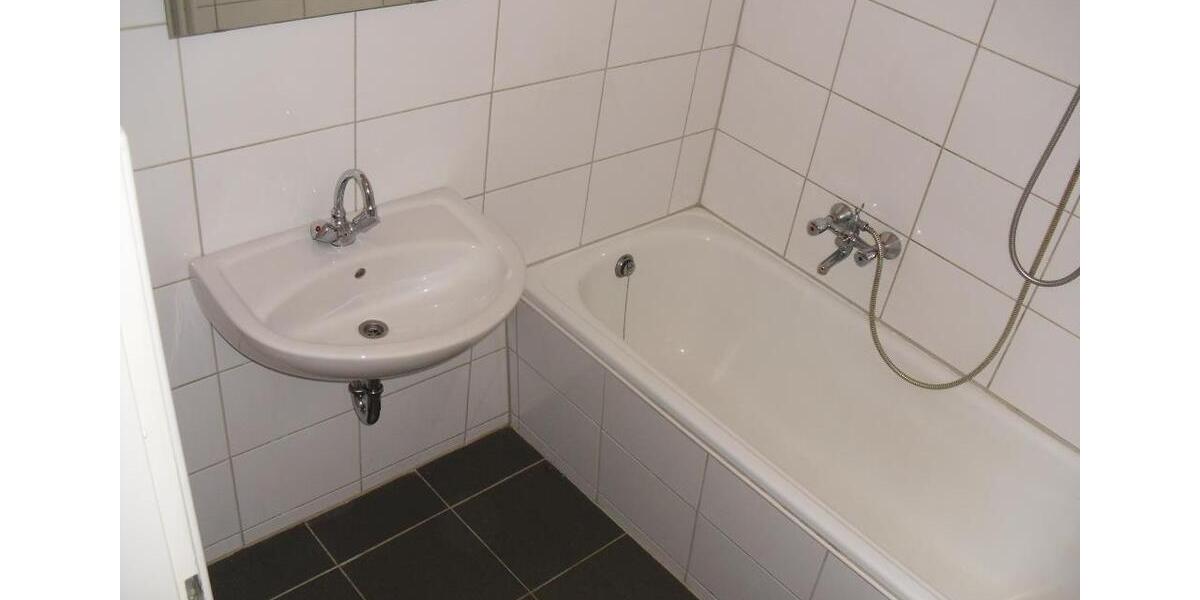 Etagenwohnung Velbert Langenberg - 3 Zimmer, 78 m&sup2;, 539&euro; | Angebot:26683850