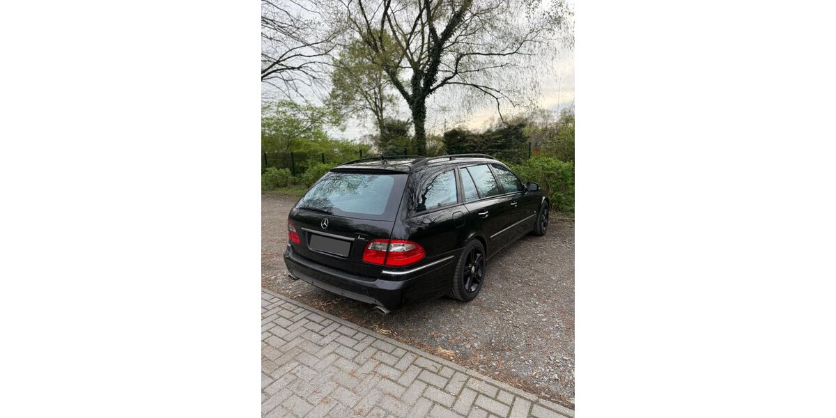 Mercedes-Benz E 280 269.054 km 4.950 &euro; Recklinghausen 45663