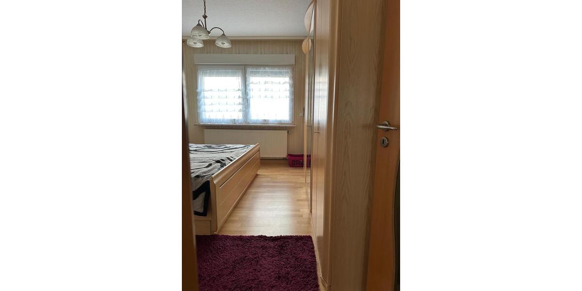 Etagenwohnung Bochum Bochum-Mitte - 4 Zimmer, 70 m&sup2;, 1.100&euro; | Angebot:26535428
