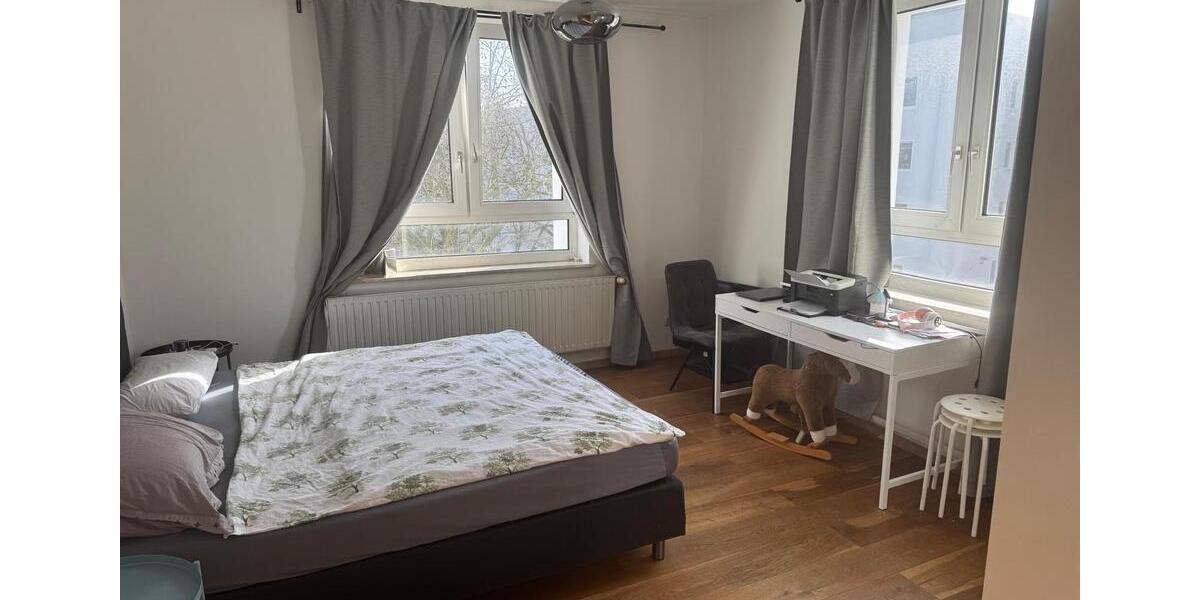Etagenwohnung Essen Stadtbezirk III - 3 Zimmer, 75 m&sup2;, 1.020&euro; | Angebot:25709765